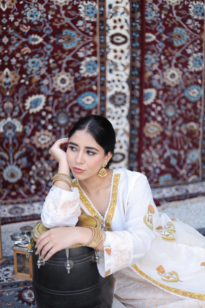 Jaipuri Print White Suit